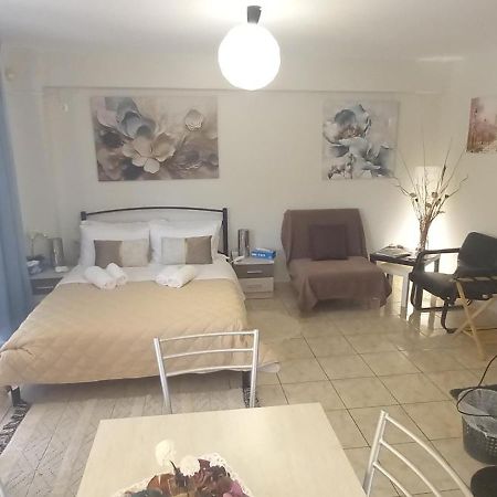 Lavrio Center - Thanasis' Studio Extérieur photo